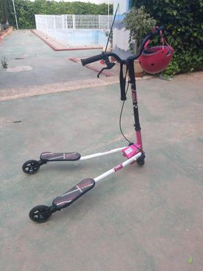 Patinete niña. de segunda mano por 10 EUR en Murcia en WALLAPOP