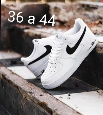 espejo de puerta terciopelo móvil Nike air force blancas Moda y complementos de segunda mano barata |  Milanuncios