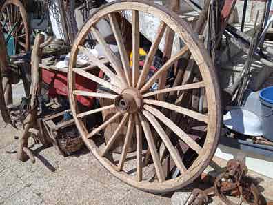 Ruedas de carro antiguas (2) - Madera