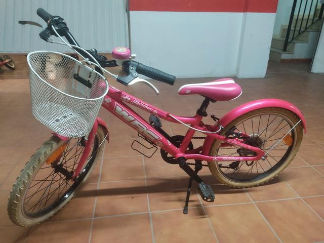 Bicicleta best sale niña milanuncios