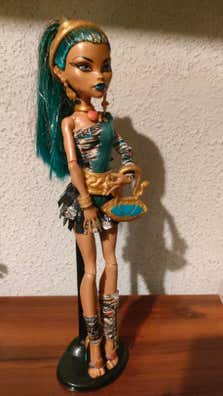 Milanuncios - Muñeca Nefera de nile Monster high
