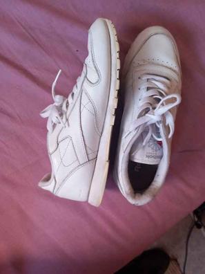 Deportivas mujer Reebok de segunda mano por 25 EUR en Mollet del