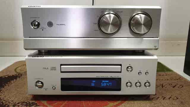 Milanuncios - OFERTON Onkyo A-933 +Onkyo C-733