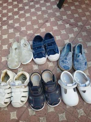 Zapatos Zapatos y calzado de ninos de segunda mano baratos en Valencia Provincia Milanuncios