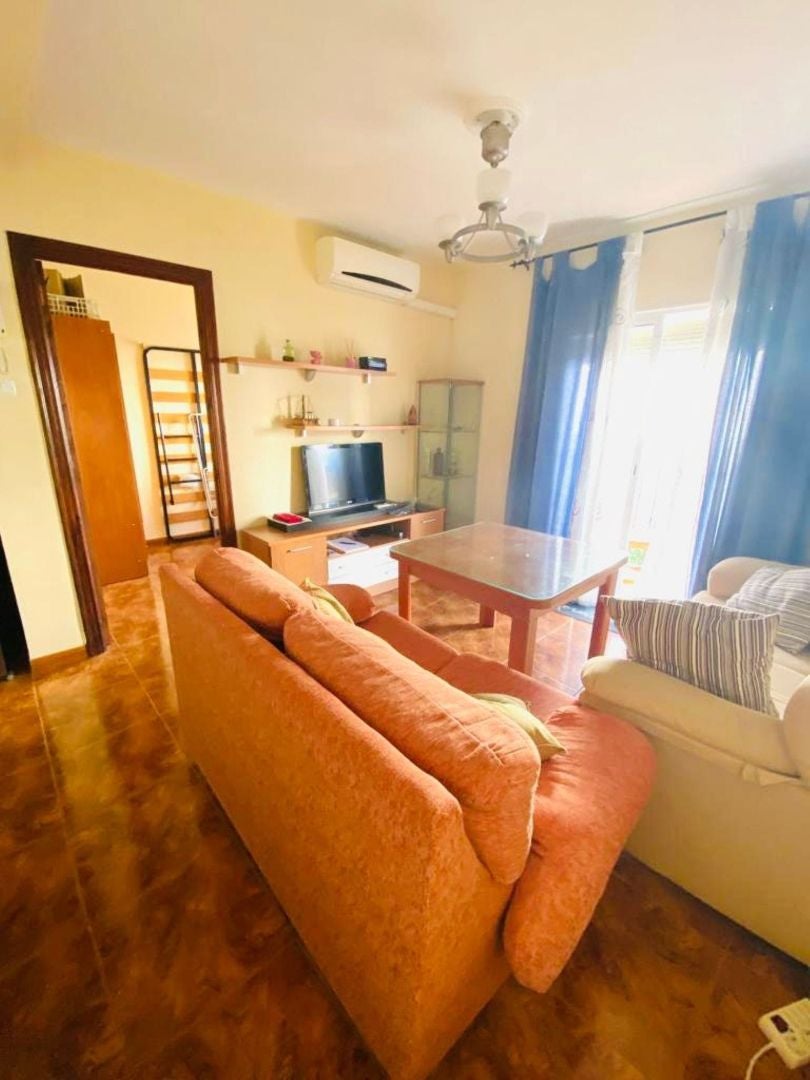Fotografía del inmueble reportado: 900 €/mes — Sevilla, Sevilla