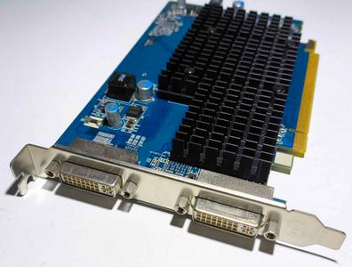 Gigabyte ati radeon hd 4550 512mb ddr3 de segunda mano Milanuncios