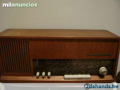 Cadena musical con tocadiscos de segunda mano por 150 EUR en Santiago de  Compostela en WALLAPOP