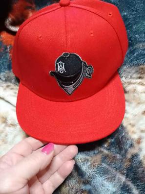 FARO: gorra con luz frontal LED recargable. Negro rojo