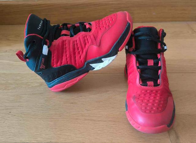Milanuncios Zapatillas baloncesto niño 33