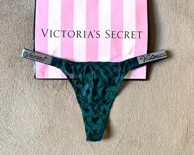 90B: Conjunto Victoria's Secret rosa brillantes de segunda mano por 48 EUR  en Viladecans en WALLAPOP