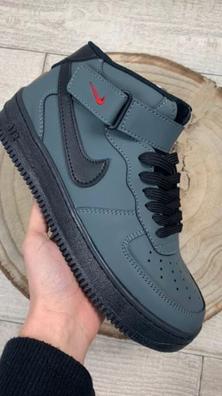 Nike air force one negras Ropa, zapatos y moda de hombre de segunda mano  barata