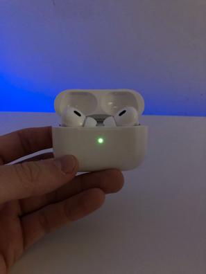 Airpods 2 generación, Airpods Pro y Airpods 3 generación disponibles para  entrega o envío inmediato! Incluye una funda de regalo y envío…