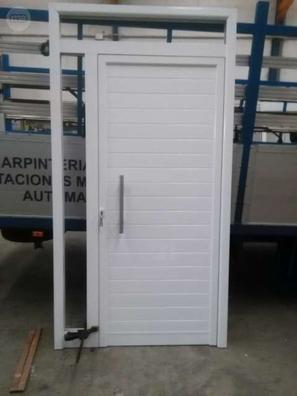 Puerta de aluminio con cerradura Materiales de construcción de segunda mano  baratos