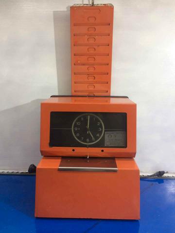 Milanuncios - Reloj Industrial de Fichar Antiguo