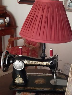 Lámpara Antigua Máquina coser, sewing machine vintage lamp