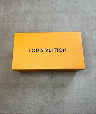 Sandalias Louis Vuitton originales d'occasion pour 200 EUR in Ciutadella de  Menorca sur WALLAPOP