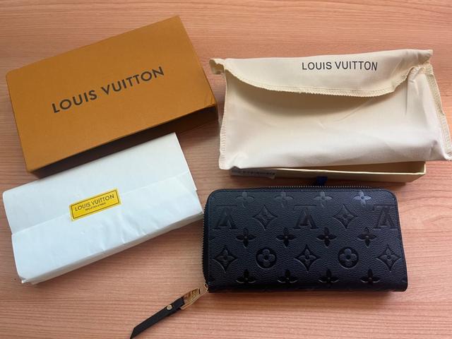 Tarjeteros Louis Vuitton