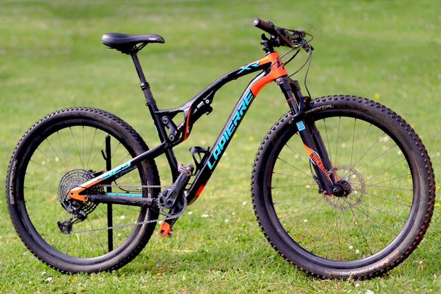 Bicicletas de montaña doble suspension 29 carbono hot sale