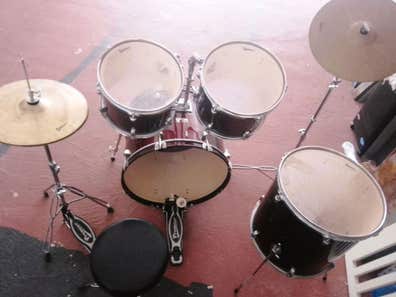 Bateria Baterías musicales de mano baratas | Milanuncios