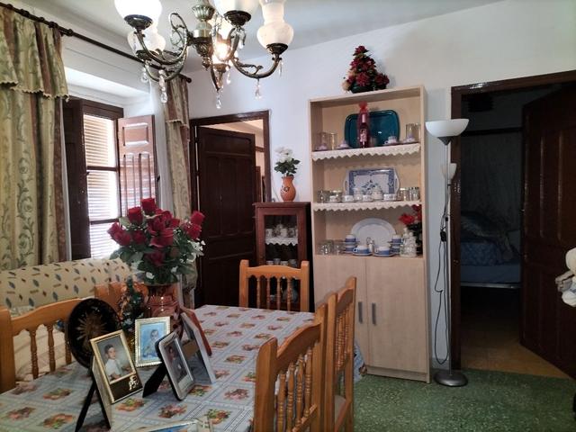 Milanuncios - CASA EN VENTA - Calle La Gloria 18