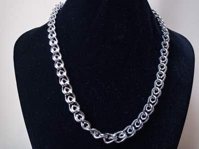 Collar De Acero Inoxidable 316L Con Cadena Gruesa Y Sutil Ala De Ángel. Colgante De Acero Quirúrgico Con Baño En Plata U Oro 18K. Perfecto Regalo Cumpleaños. Joyas Para Hombre. (Baño En