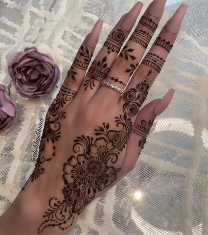 - Tatuaje henna