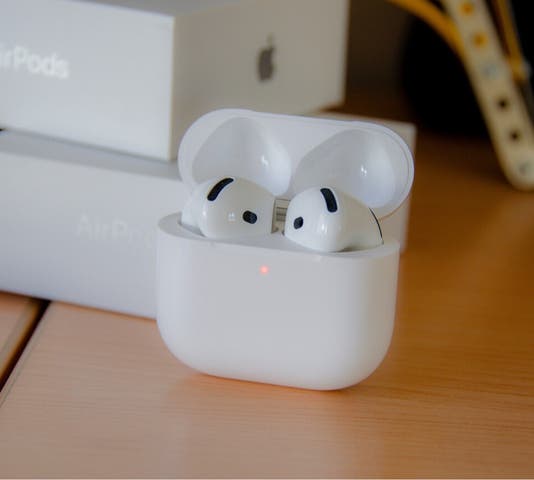 Airpods 4 ANC