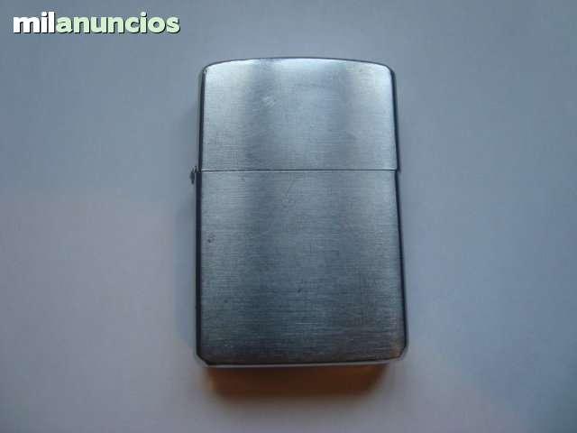 Milanuncios - mechero zippo, con su funda de cuero.