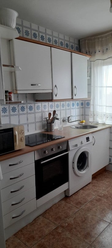 Fotografía del inmueble reportado: 800 €/mes — León, León