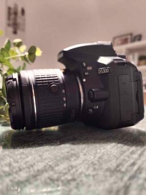 Nikon D700 FX-Format CMOS cámara digital SLR de 12.1 MP con LCD de 3.0  pulgadas