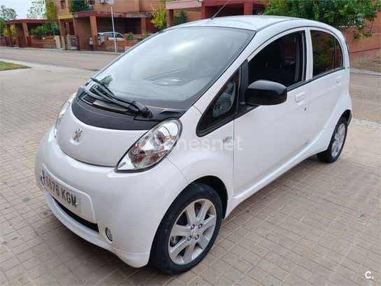PEUGEOT ion