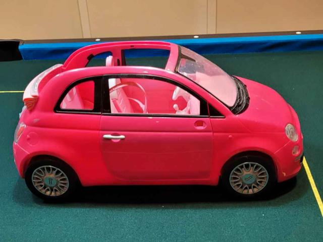 Coche de la barbie fiat 500 on sale