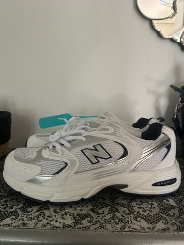 New Balance 530