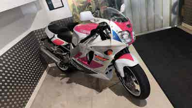 Yamaha - yzf 750