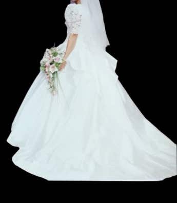 Vestidos y trajes de novia de segunda mano baratos en Rivas