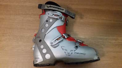 Travesia Esquís equipamioento de segunda mano barato | Milanuncios