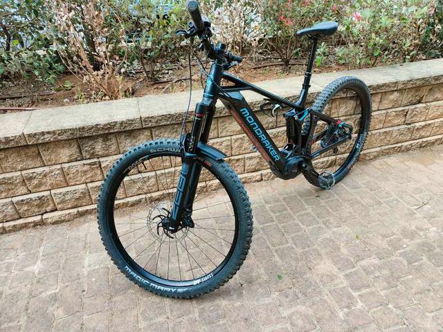 Bicicleta eléctrica MTB Doble Mondraker Chaser 750Wh 29