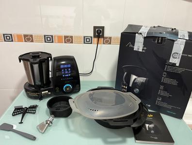 Cecotec Robot de Cocina Multifunción Mambo 10070. 1700 W, APP, Cuchara  MamboMix, 30 Funciones, Báscula incorporada, Jarra de Acero Inoxidable de  3,3 L, Apta para lavavajillas : : Hogar y cocina