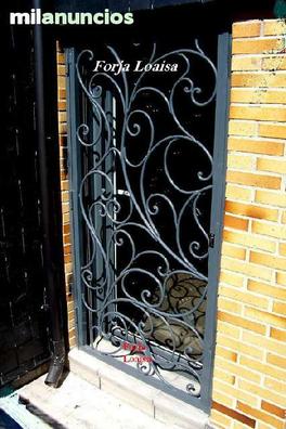 Cerrajería Tejado especialistas en puertas de hierro, rejas de hierro y  balcones de hierro