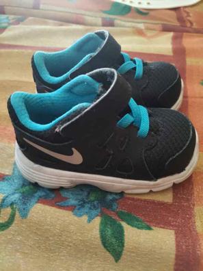 Calzado para bebé niña de segunda mano en Guadalajara Provincia