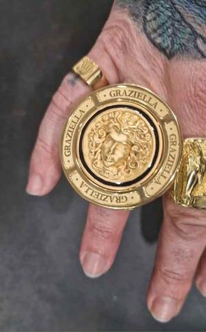 Milanuncios SELLO MOTIVO VERSACE ORO 18KT
