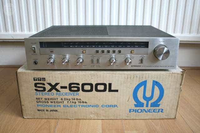 PIONEER SX-600L Synthesized Stereo Receiver Tout Marche Bon 226977685160