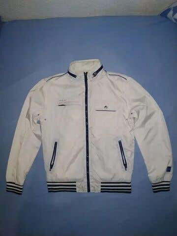 Milanuncios - Chaqueta Bershka Talla M