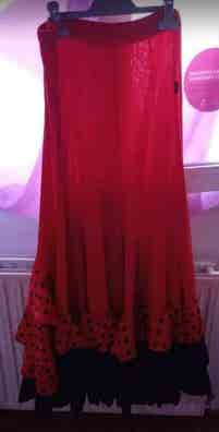 Falda flamenca Ropa, y moda de mujer de segunda | Milanuncios