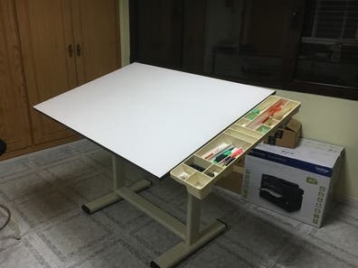 Mesa dibujo Mobiliarios para empresas segunda mano barato | Milanuncios