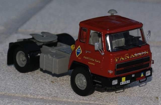 Camion Barreiros 42/38 T Salvat échelle 1/43 - Iveco Collection