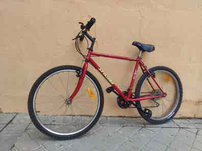 Bicicleta todoterreno Bicictetas de montaña BTT de segunda mano baratas Milanuncios