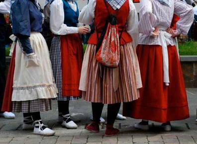 Traje regional de segunda mano para mujer en Getxo Milanuncios