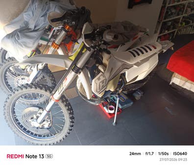 Husqvarna - 300 FE TPI six DAYS 2021