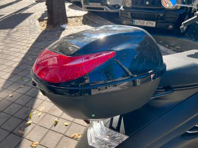Baul dos cascos Accesorios para moto de segunda mano baratos